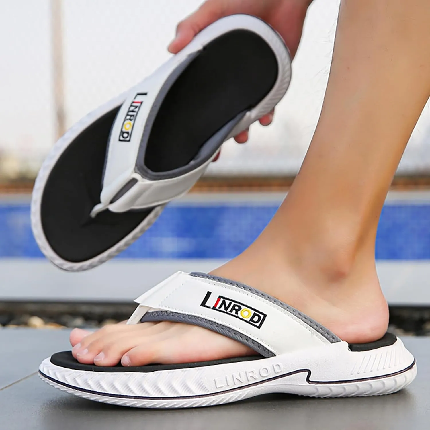 Comfortable Walking Thong Sandals Foreign Trade Flip Flops for Men Beach Slippers for Men Summer Non Slip External