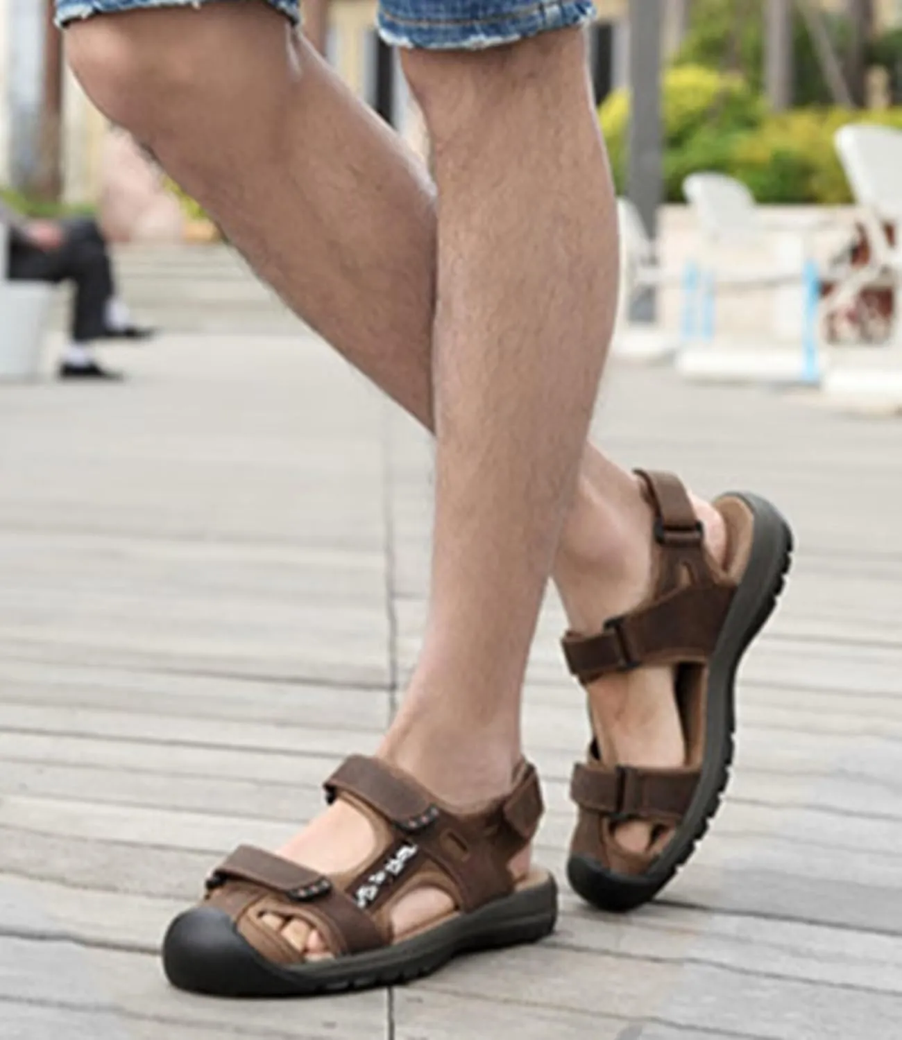 HNVAVQ Men Closed Toe Walking Sandals Leather Sports Outdoor Sandals Water Shoes Summer Holidays Beach Sandals Fisherman Sandals