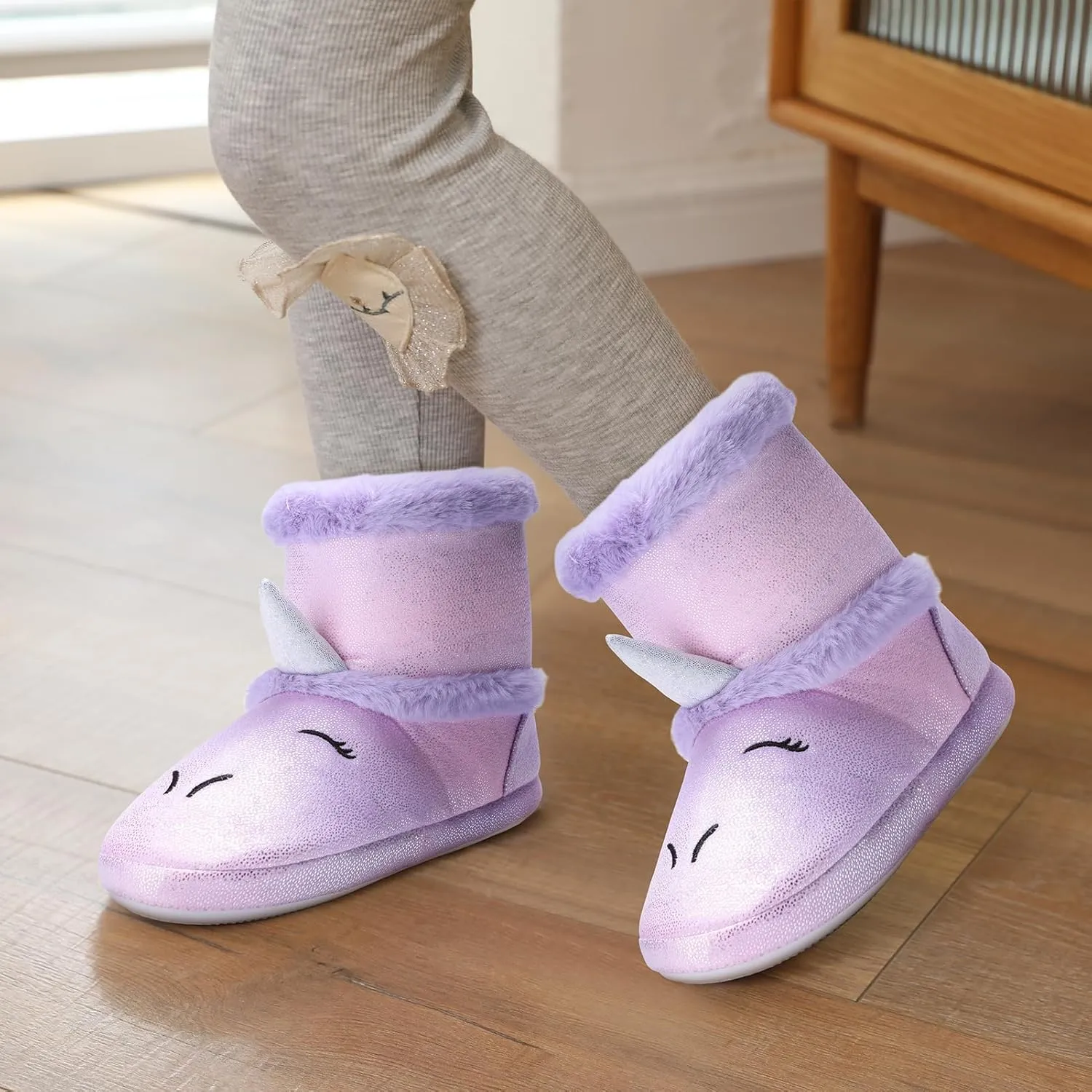MEJORMEN Girls Unicorn House Slippers Cozy Plush Anti-Skid Indoor Outdoor House Shoes for Toddler Kid