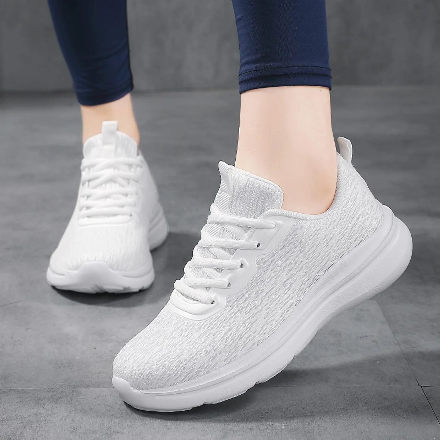 Men Sports Shoes Fashion New Pattern Simple Solid Color Couple Flat Bottom Mesh Breathable and Mens Dress Sneaker Men's Sport