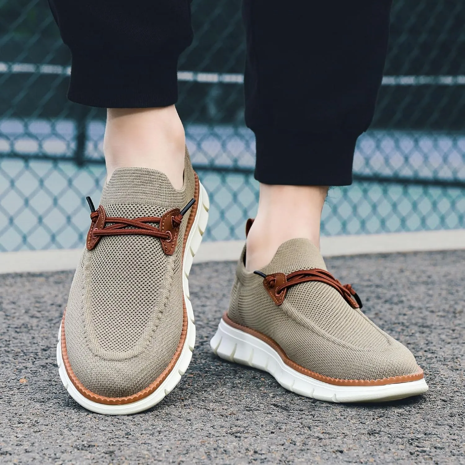 Men Sports Shoes Fashionable New Pattern Solid Color Simple Mesh Breathable Lightweight Men's Athletic Sneaker Shoes for Men