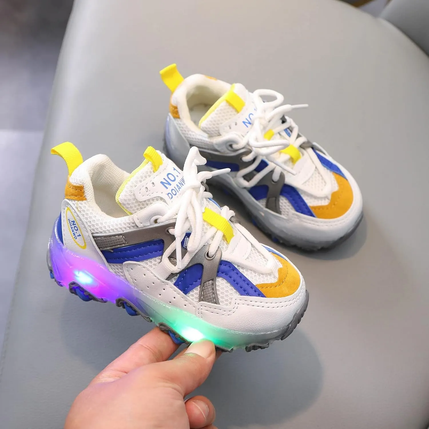 Toddler Boys Girls Light Up Shoes Kids Led Flashing Lightweight Mesh Breathable Running Sneakers with Lace-Up