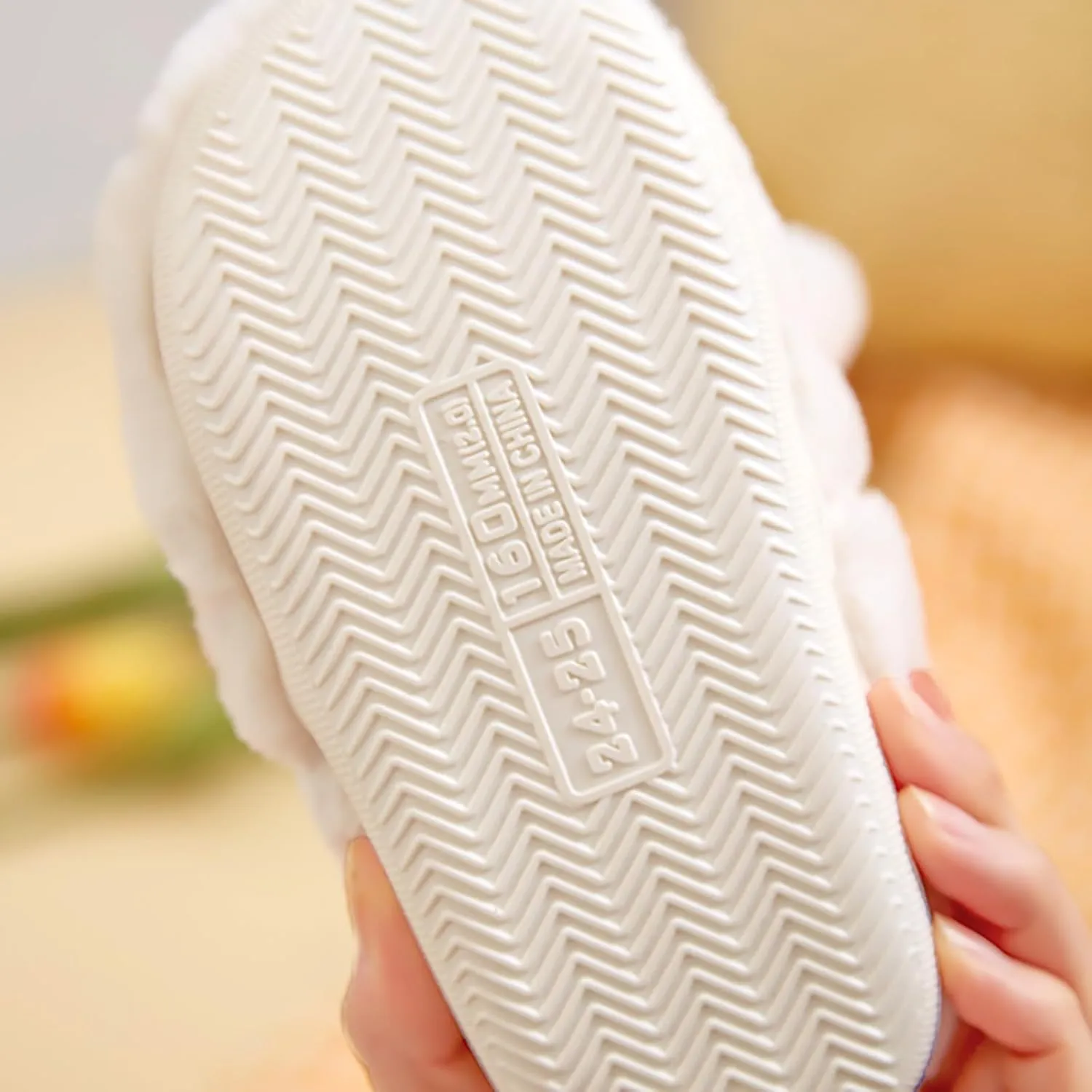 Toddler Girls Boys Home Slippers Fuzzy Warm Winter Indoor Bunny Slipper Kids Flat Lightweight Plush Shoes