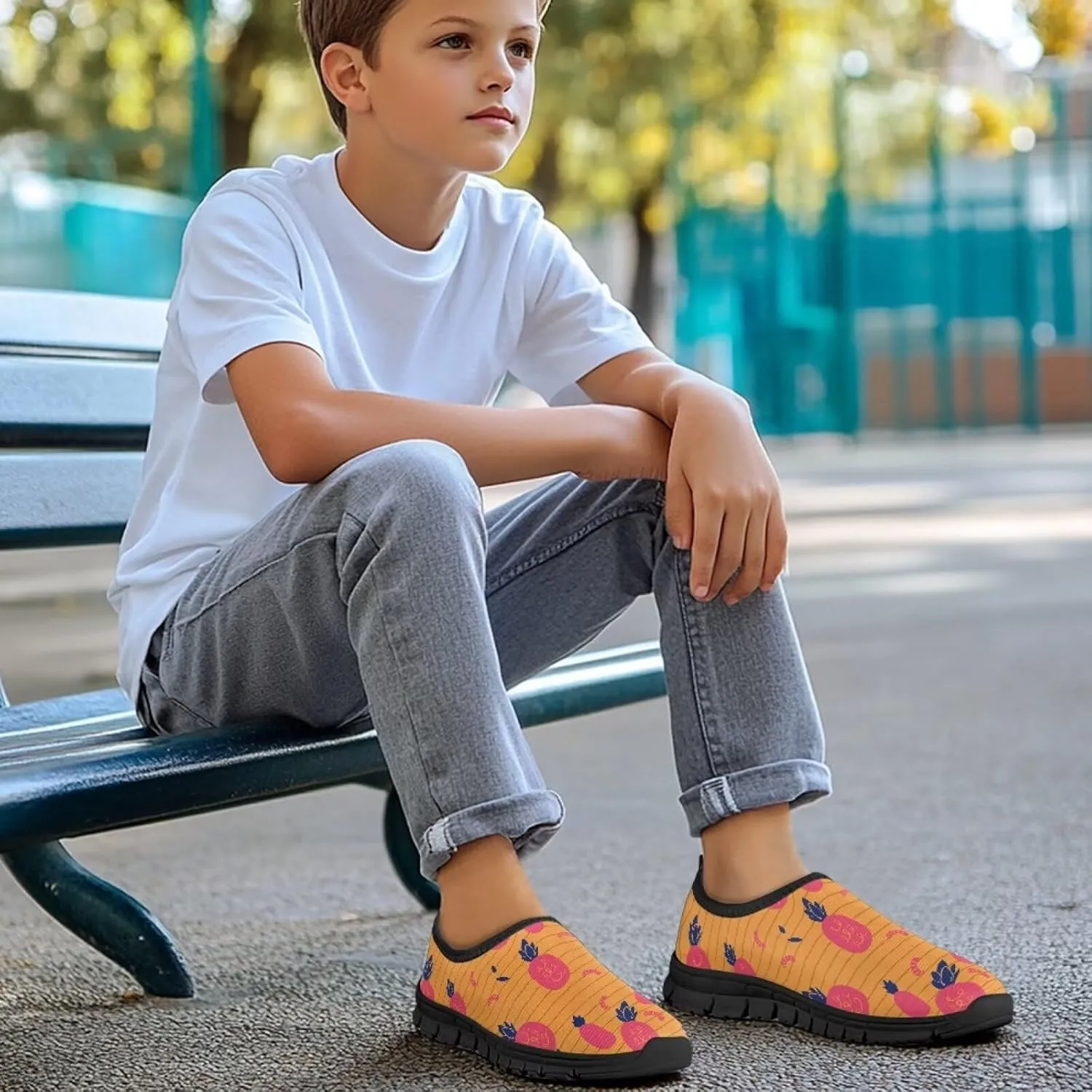 Tropical Pineapple Kids Running Shoes Low-Cut Polyester Fabric Sneakers for Boys and Girls Casual Tennis Shoes Breathable Laceless Wide Shoes